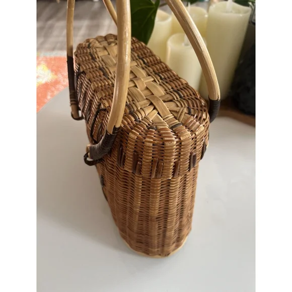 Vintage Woven Wicker Rattan Handbag Purse Bucket Bag Strap Basket Boho - Picture 4 of 9